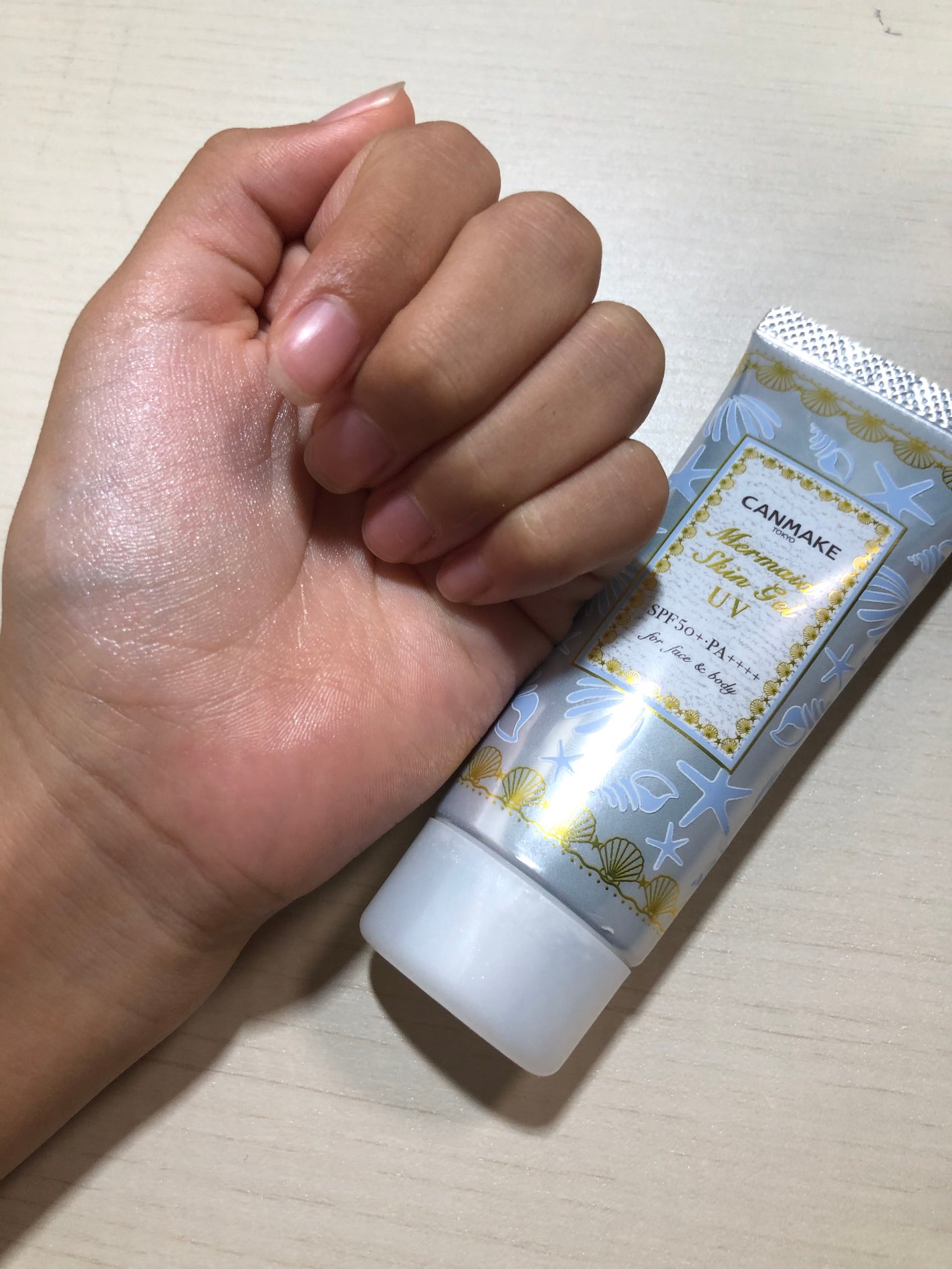 マーメイドスキンジェルUV/キャンメイク/日焼け止めジェルを使ったクチコミ(1枚目)