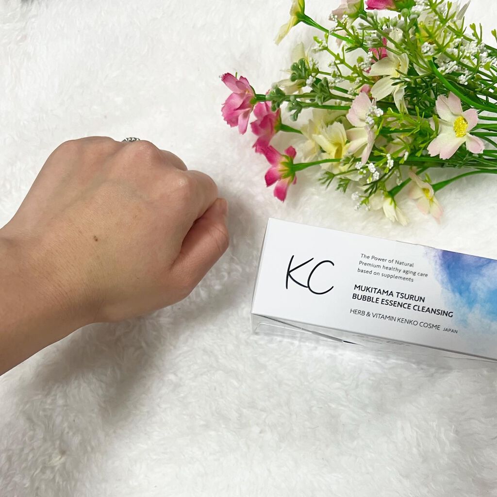 KC むきタマつるん 発泡美容液クレンジング/ハーブ健康本舗/クレンジングジェルを使ったクチコミ(4枚目)