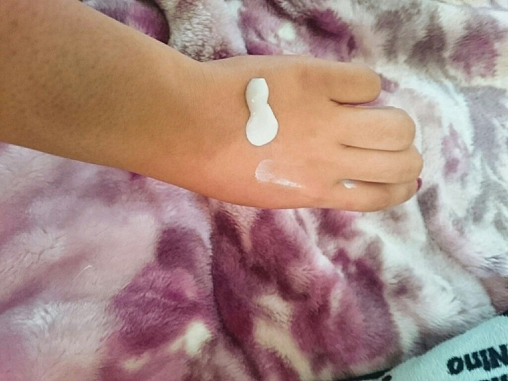 スキンアクア トーンアップUVエッセンス/スキンアクア/日焼け止めクリームを使ったクチコミ(2枚目)