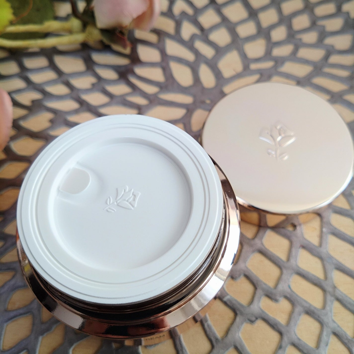 アプソリュ ザ ソフトクリーム/LANCOME/フェイスクリームを使ったクチコミ(5枚目)