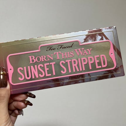 ボーンディスウェイ サンセット ストリップ アイシャドウ パレット/Too Faced/アイシャドウパレットを使ったクチコミ(3枚目)