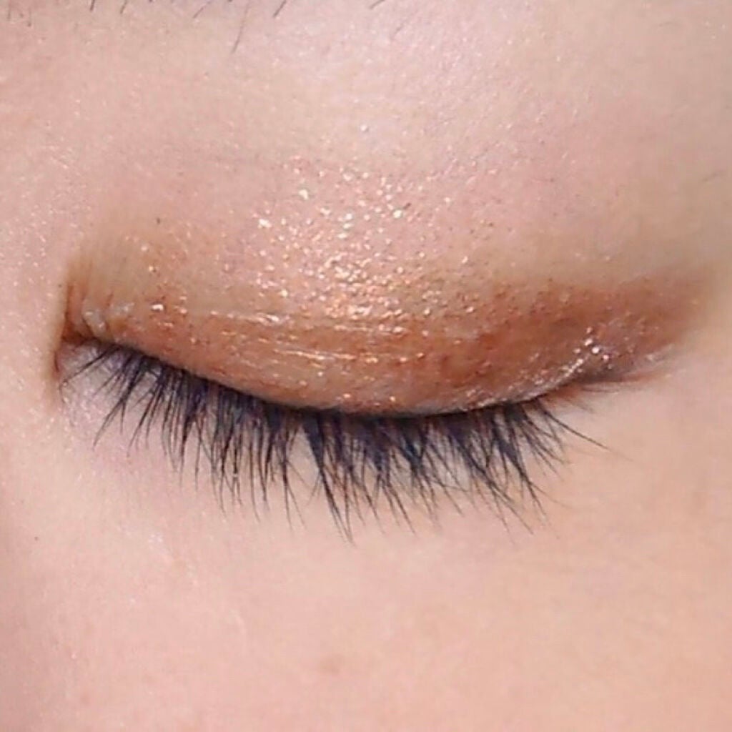 ダズルシャドウ リキッド/M・A・C/リキッドアイシャドウを使ったクチコミ(4枚目)