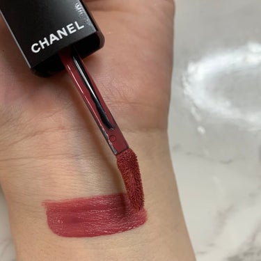 ※くちびるドアップ注意！！！


CHANELルージュアリュールインク806
ピンクブラウン

めちゃくちゃお気に入りでくすみピンクが最強です
簡単に色も落ちないのも良い😌✨✨


買った時は限定だった