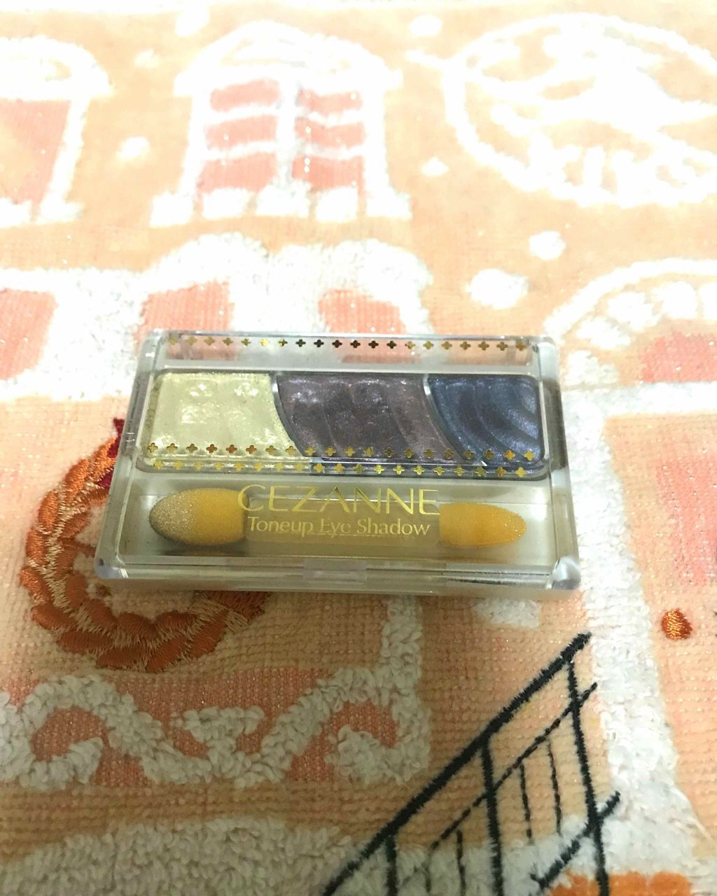 トーンアップアイシャドウ/CEZANNE/アイシャドウパレットを使ったクチコミ（1枚目）