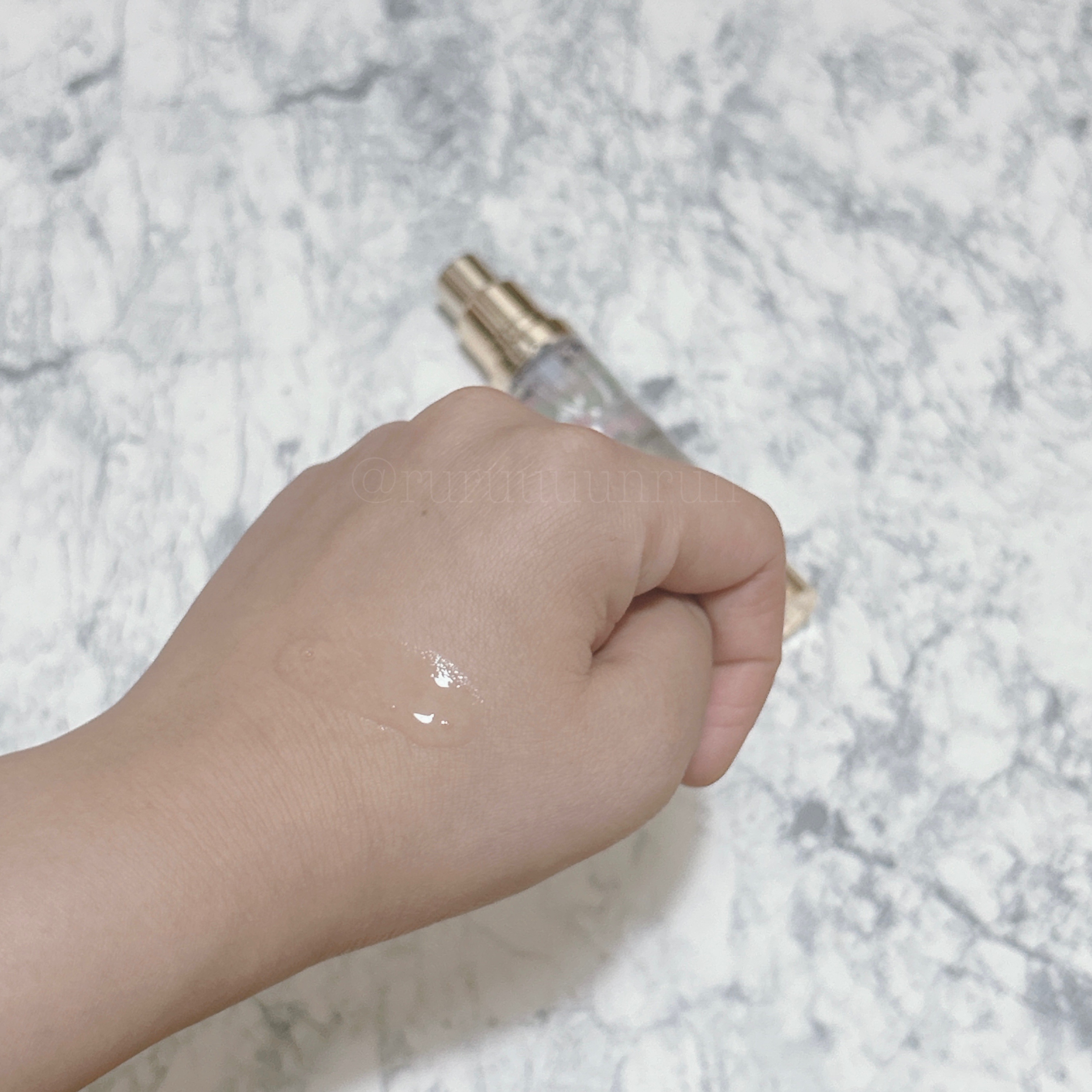 レチノール×シカ バウンスボールセラム/LIALUSTER/美容液を使ったクチコミ（2枚目）