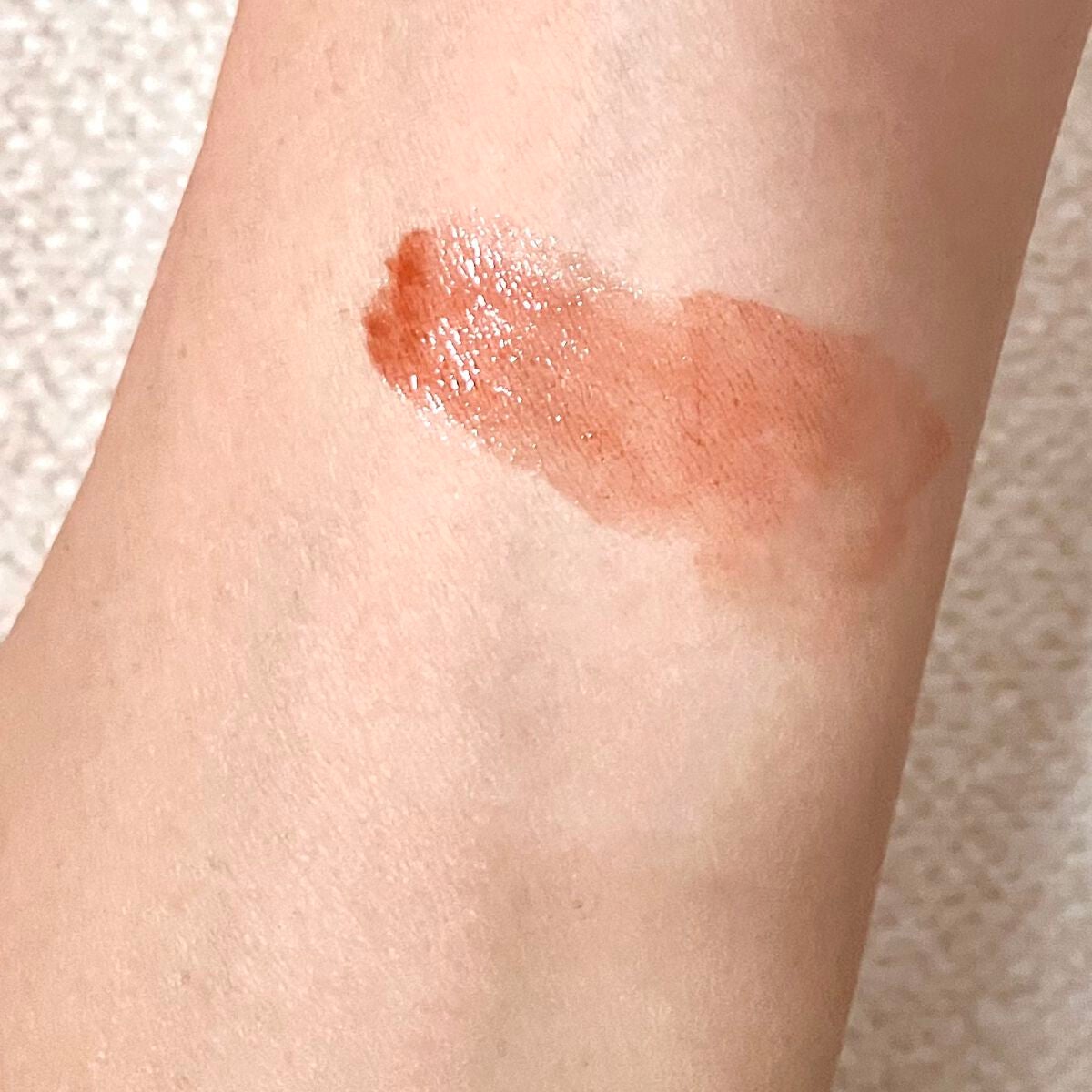 アンドバイロムアンド グラッシーボムティント/&nd by rom&nd/リップティントを使ったクチコミ(4枚目)