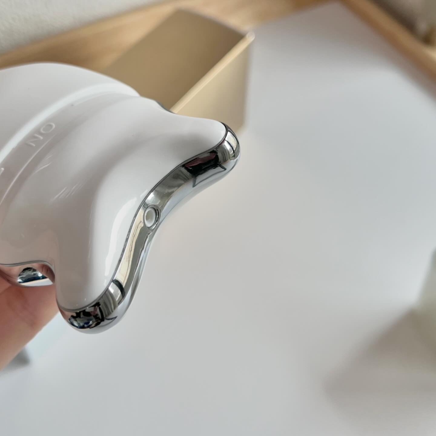 DR.PEPTI ペプチドボリュームネッククリームのクチコミ「実はカッサ付き😳

ドクターぺプチ
ペプチドボリュームネッククリーム

これ1つでマッサージし.....」（3枚目）