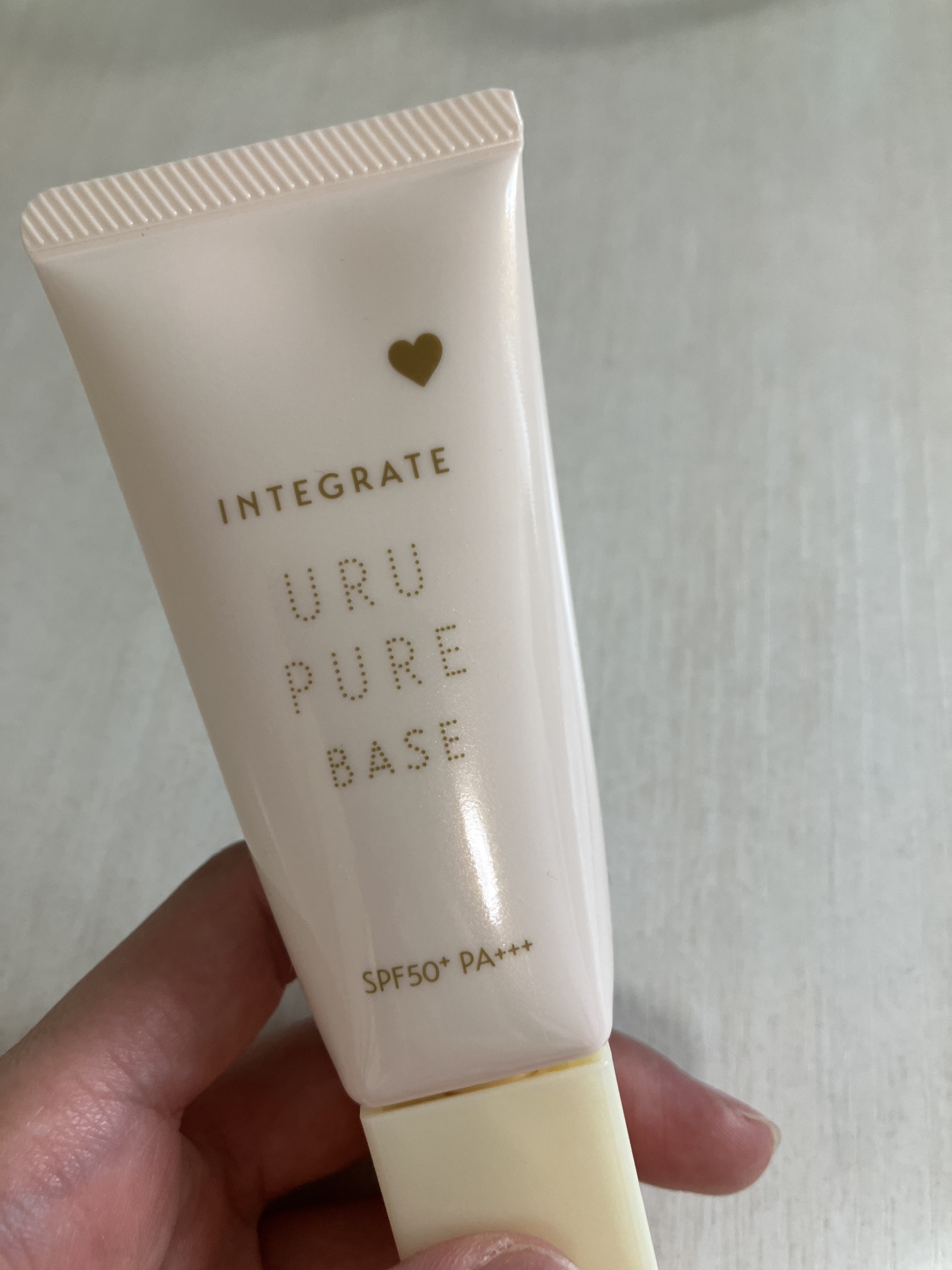 インテグレート うるピュアベース レモン/インテグレート/化粧下地を使ったクチコミ（2枚目）