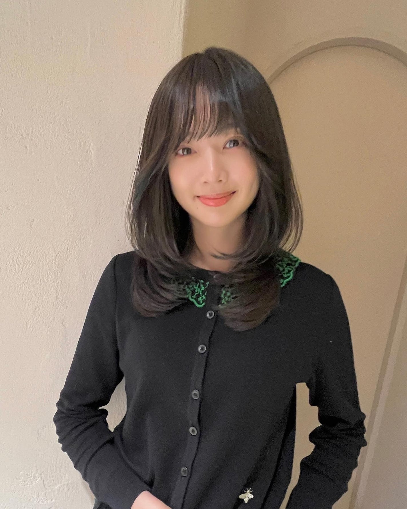 HARUNA on LIPS 「お洒落に落ち着いたカラーの#オリーブブラウンといっしょに、柔ら..」(4枚目)