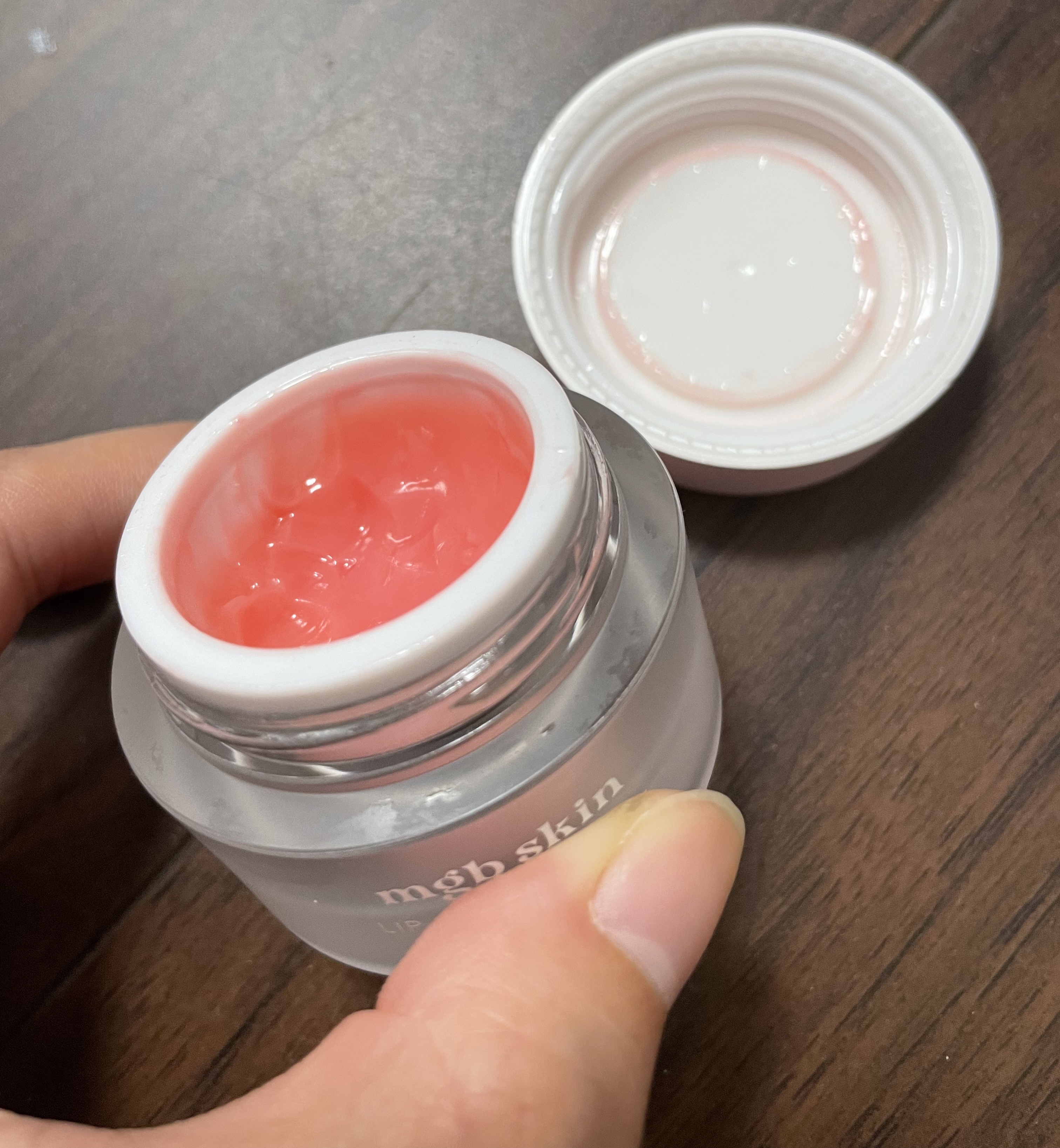 リップ スリーピング マスク/mgb skin/リップマスクを使ったクチコミ（3枚目）