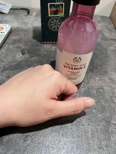 THE BODY SHOP VE ハイドレーティングトナーのクチコミ「THE BODY SHOP アドベントカレンダー
10日目　ハイドレーティングトナー E250.....」（2枚目）