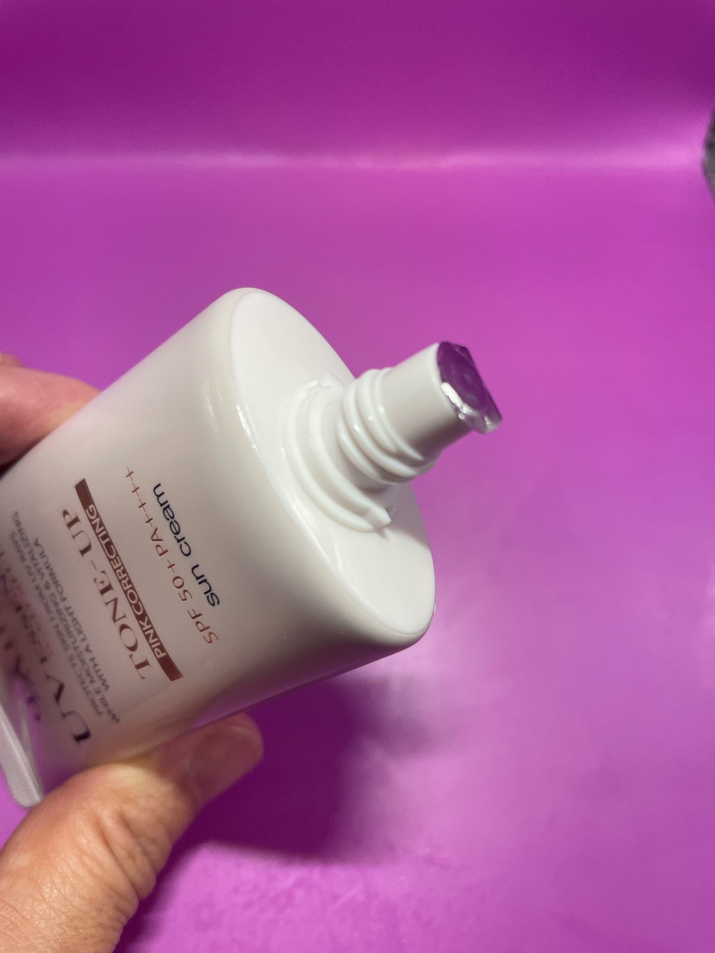 ウォータフルトーンアップサンクリーム/ダルバ/日焼け止めクリームを使ったクチコミ(3枚目)