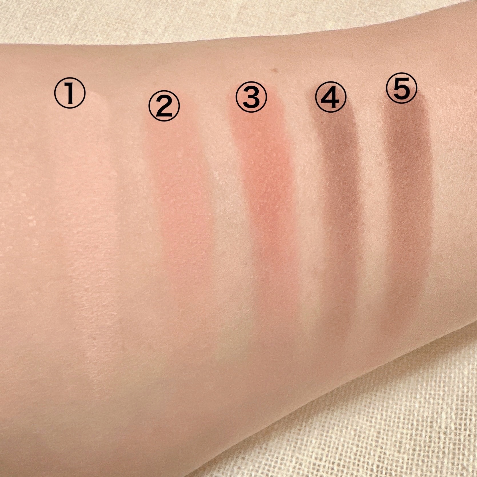 パーフェクトマルチアイズ/キャンメイク/アイシャドウパレットを使ったクチコミ（3枚目）