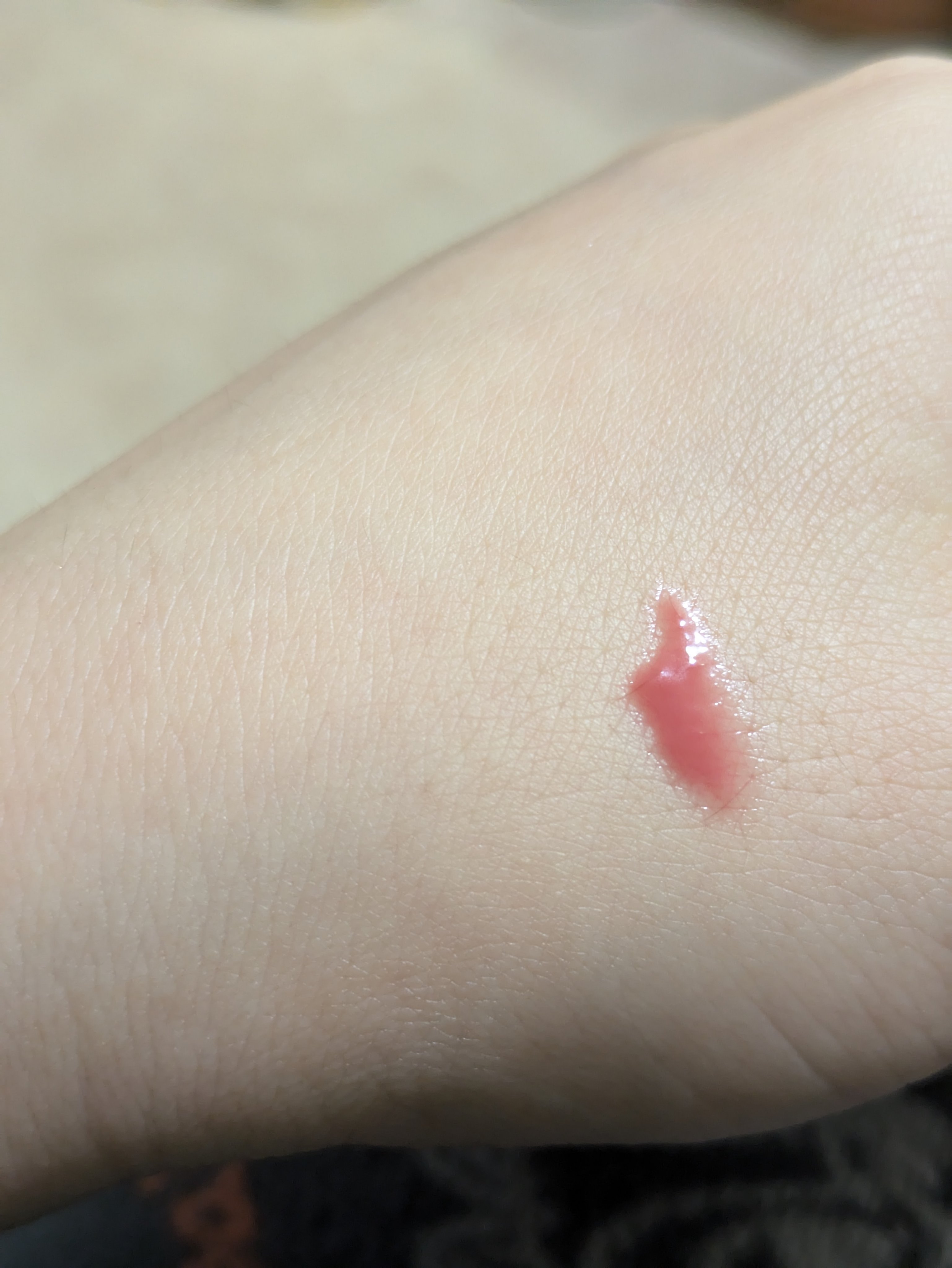 インク グラスティング リップ グロス/PERIPERA/リップグロスを使ったクチコミ（3枚目）