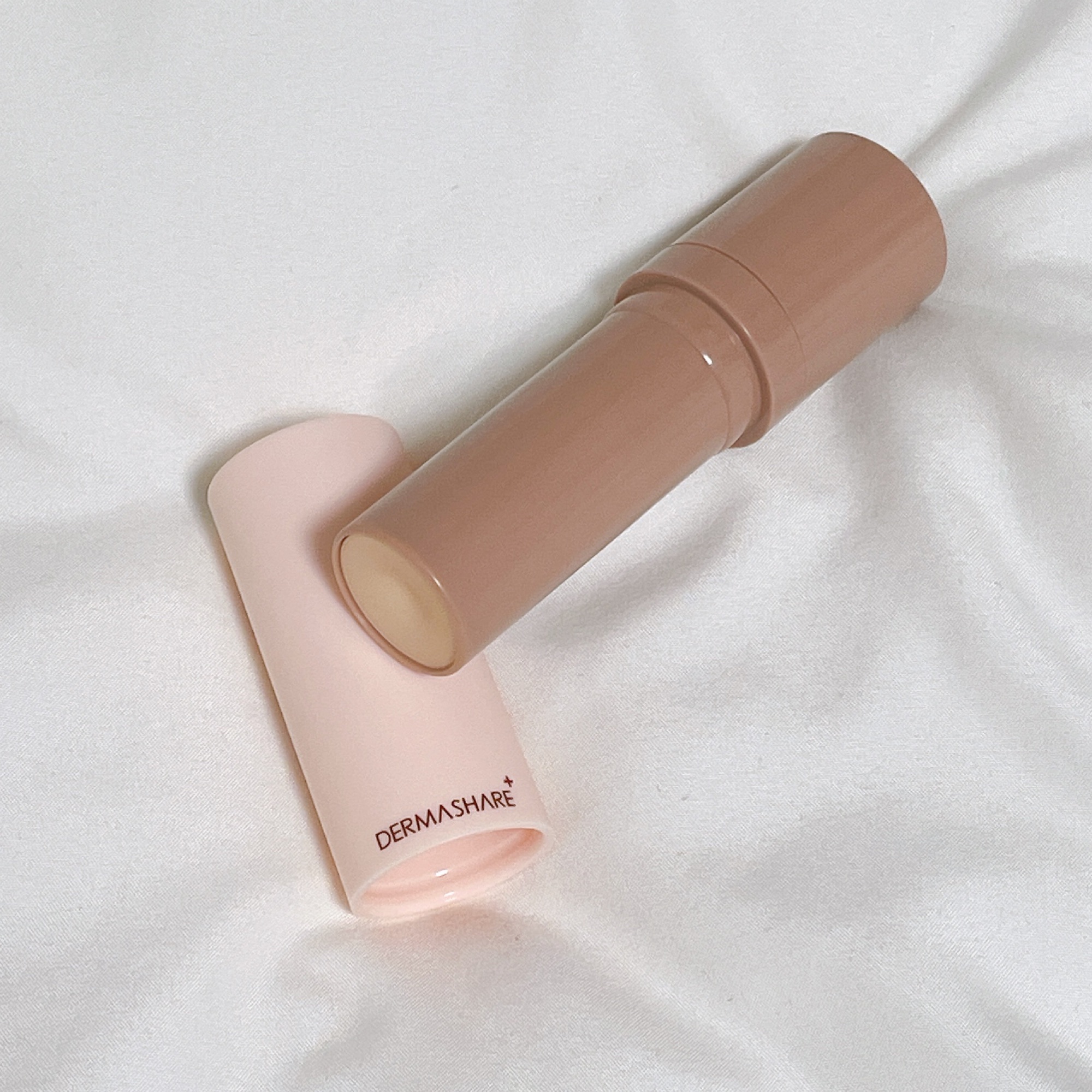 ヴィーガンナチュラルカバースティックファンデーション/DERMASHARE/その他ファンデーションを使ったクチコミ（2枚目）