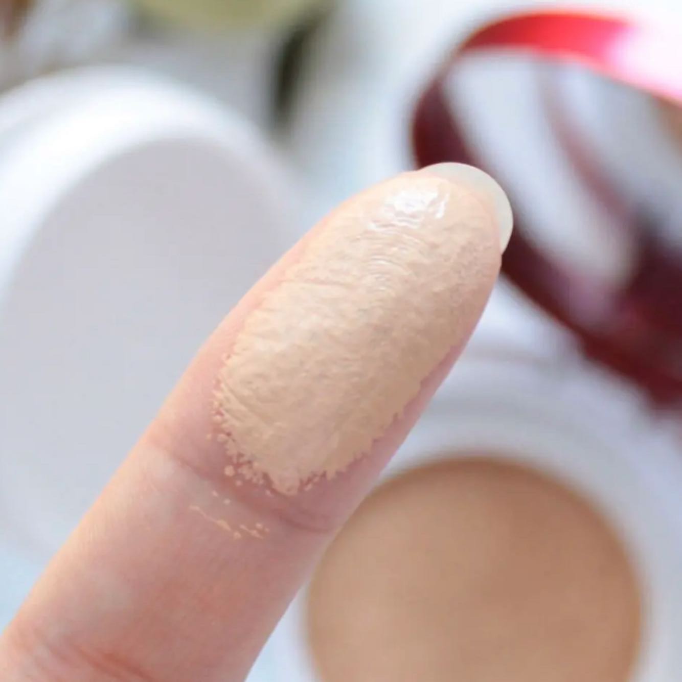 アルーチェルーチェ クッションファンデーション ナチュラルベージュ 01/Aluce luce/クッションファンデーションを使ったクチコミ（2枚目）