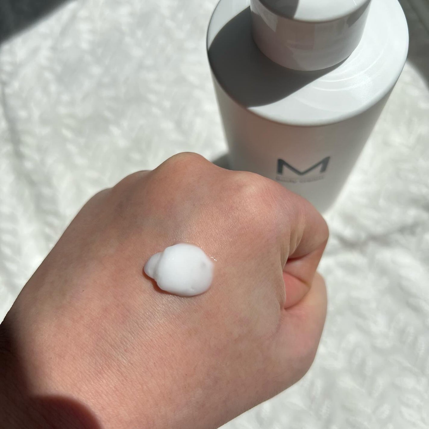 エムボディクリーム/M body cream/ボディクリームを使ったクチコミ(2枚目)