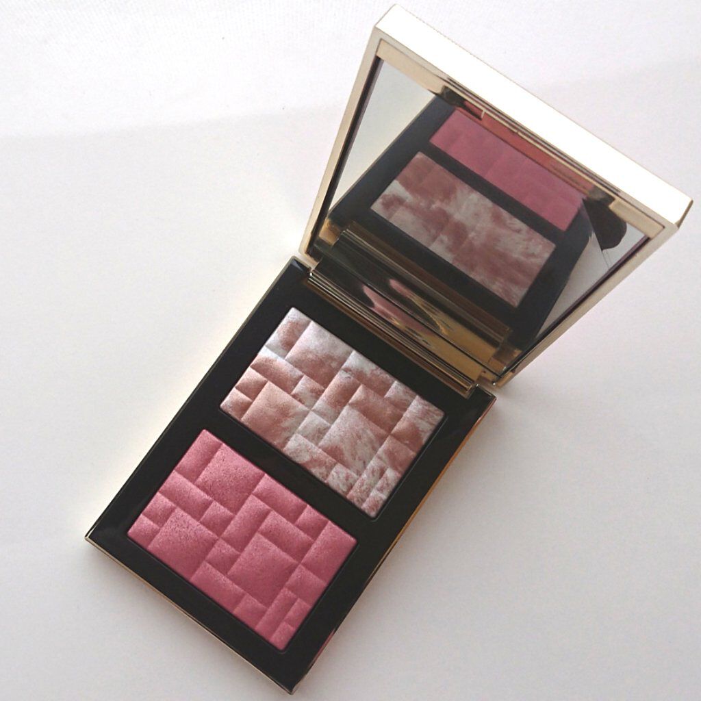 ハイライティング パウダー デュオ(LOVES RADIANCE COLLECTION) L02 ピンクグロウ/BOBBI BROWN/パウダーハイライトを使ったクチコミ（1枚目）