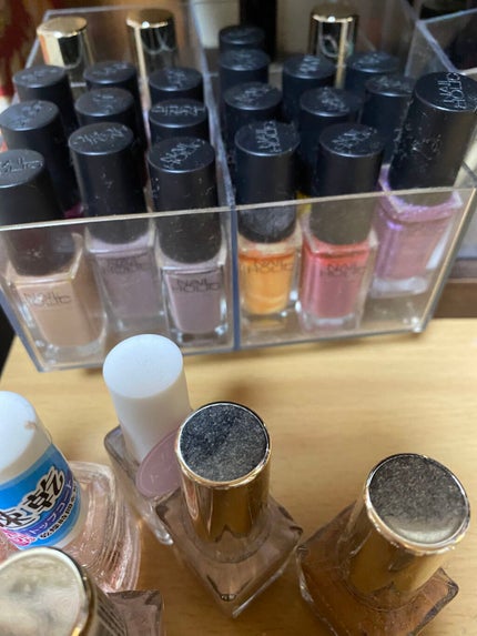 カラフルネイルズ/キャンメイク/マニキュアを使ったクチコミ(4枚目)