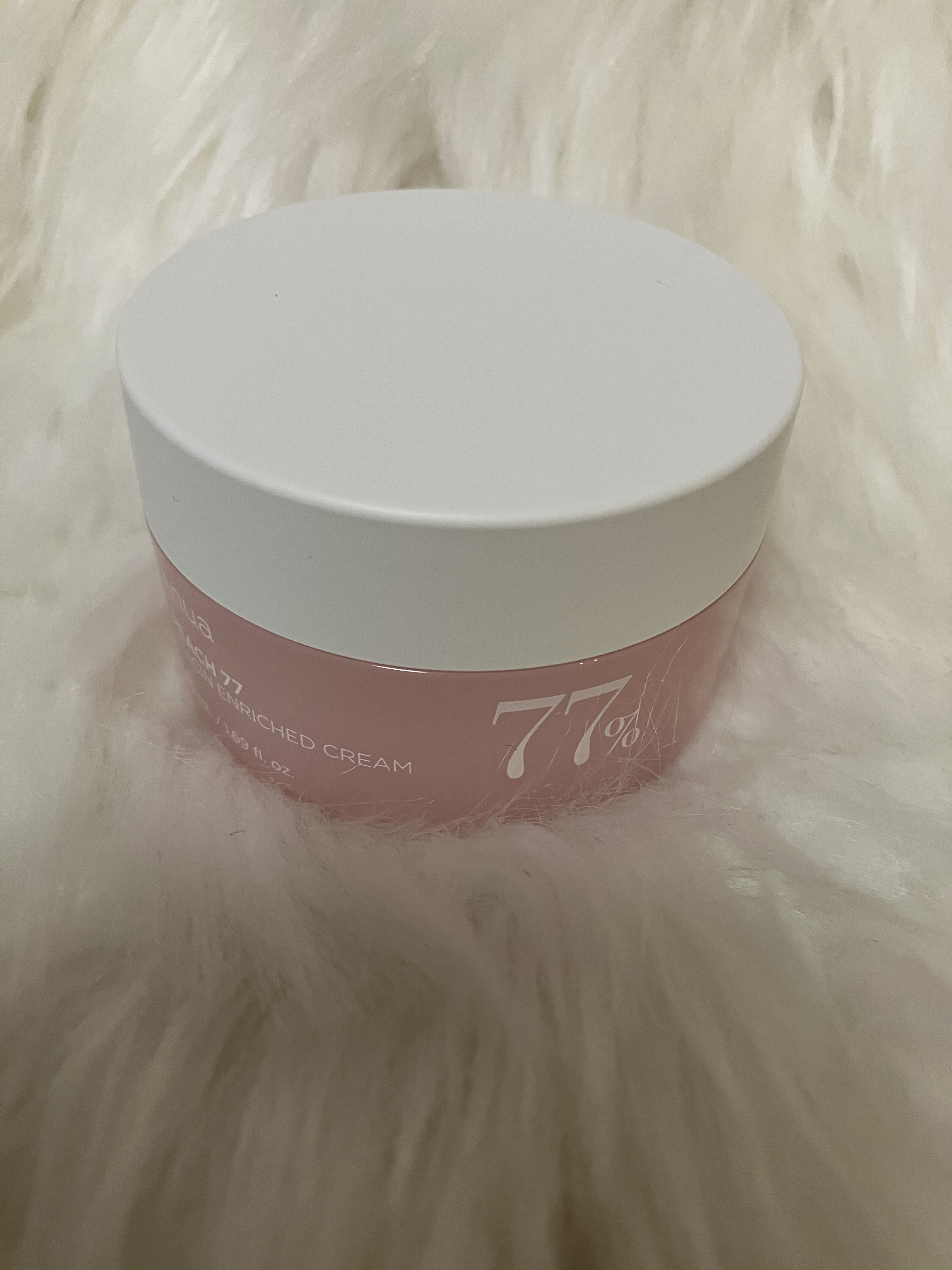 Anua 桃77%ナイアシンリッチモイスチャークリームのクチコミ「Anua
桃77%ナイアシンリッチモイスチャークリーム

ぷるぷるのみずみずしいテクスチャーで.....」（2枚目）