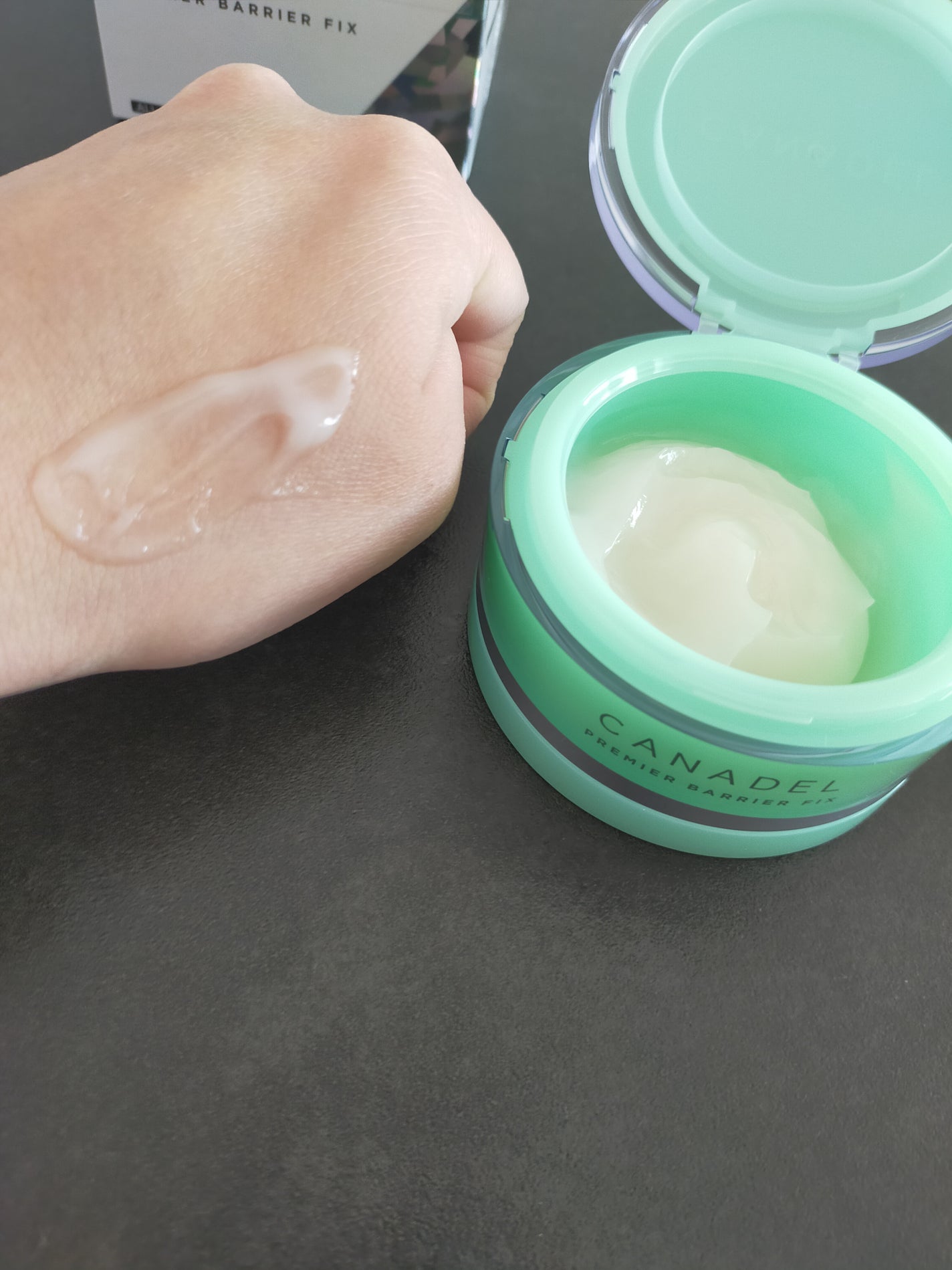 プレミアバリアフィックス /CANADEL/オールインワン化粧品を使ったクチコミ(1枚目)