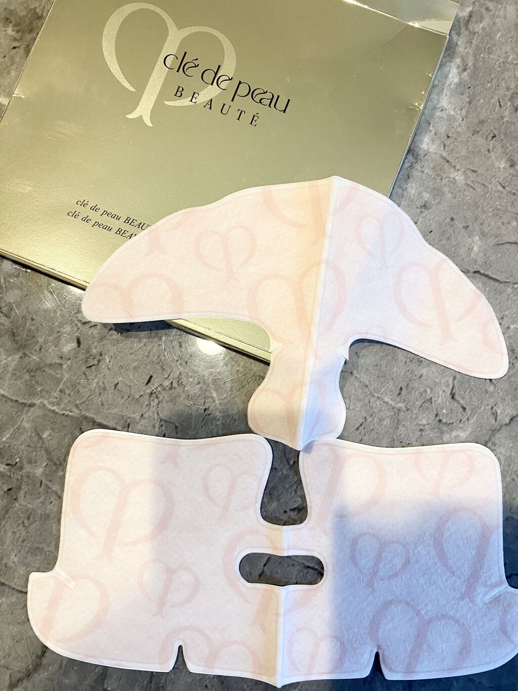 コンサントレイリュミナトゥール/クレ・ド・ポー ボーテ/スキンケアキットを使ったクチコミ（2枚目）