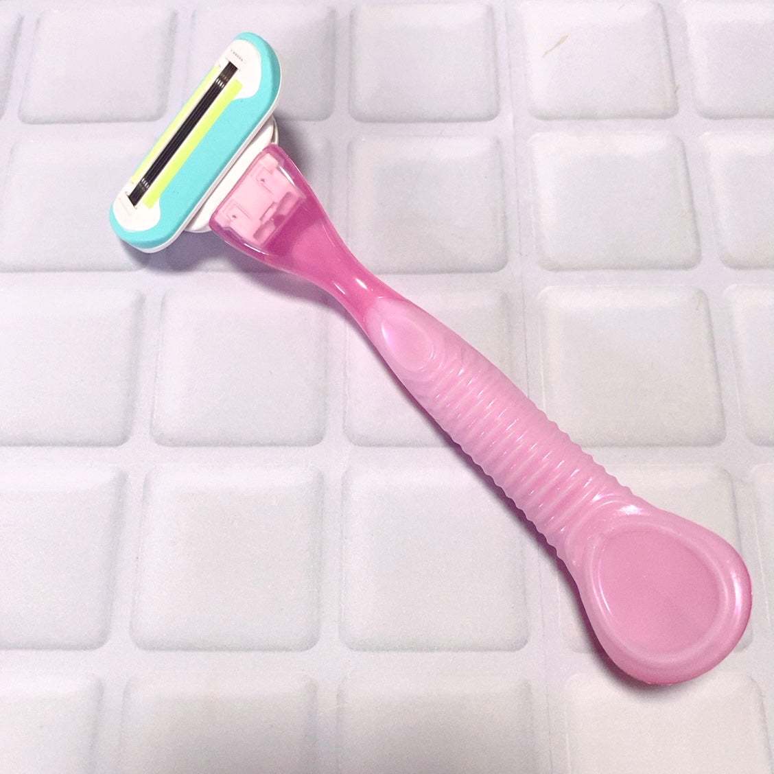 ヴィーナス エンブレイス/Gillette Venus/シェーバーを使ったクチコミ(7枚目)