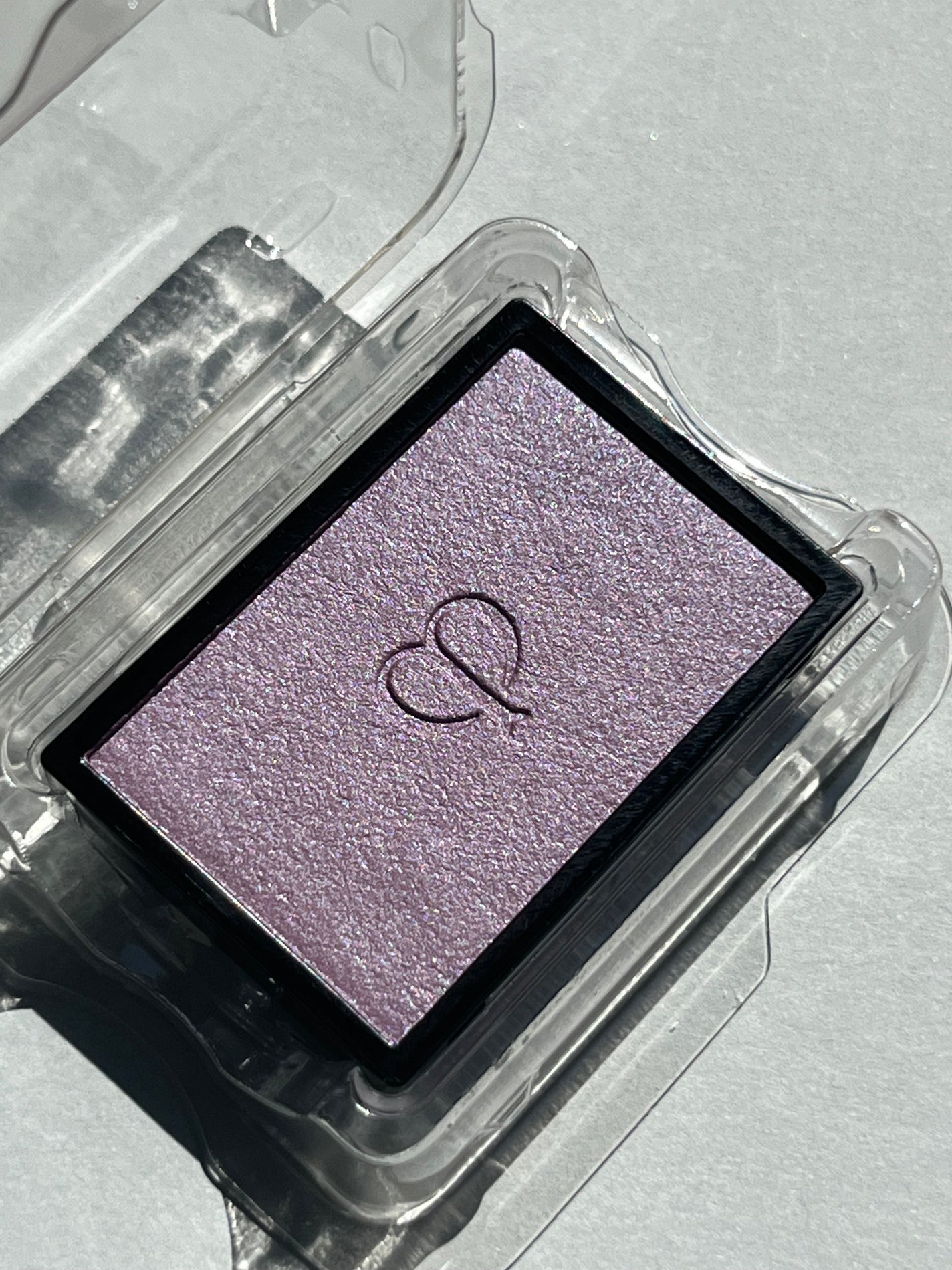 オンブルクルールソロ/クレ・ド・ポー ボーテ/単色アイシャドウを使ったクチコミ(2枚目)