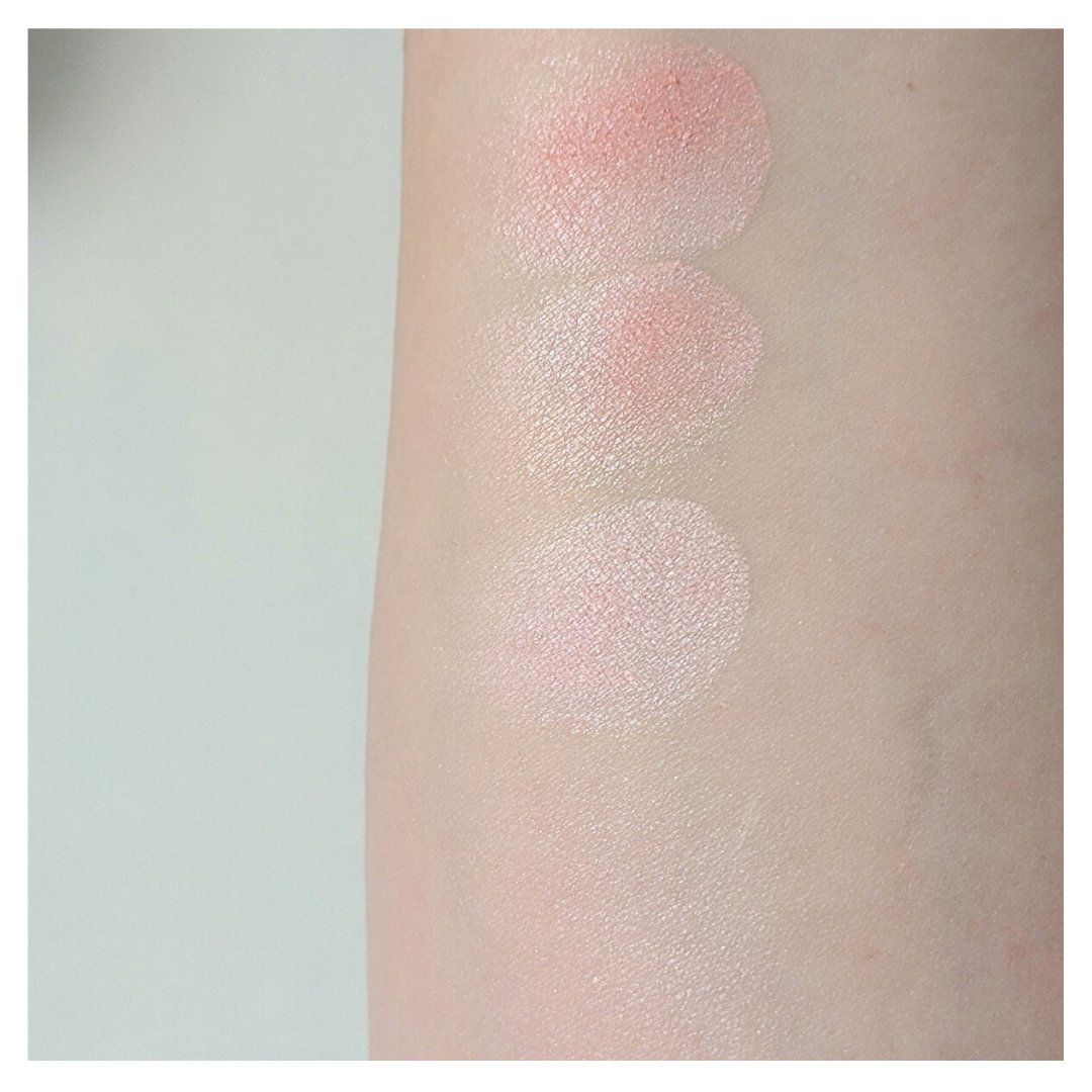 グロウフルールチークス 18 ももホイップフルール/キャンメイク/パウダーチークを使ったクチコミ（3枚目）