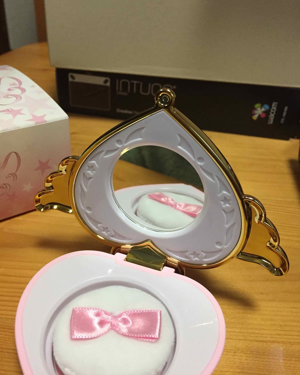 ミラクルロマンス クライシスムーンチークのクチコミ「コスメと思えない可愛い見た目！
使うのが勿体ない💕..」（2枚目）