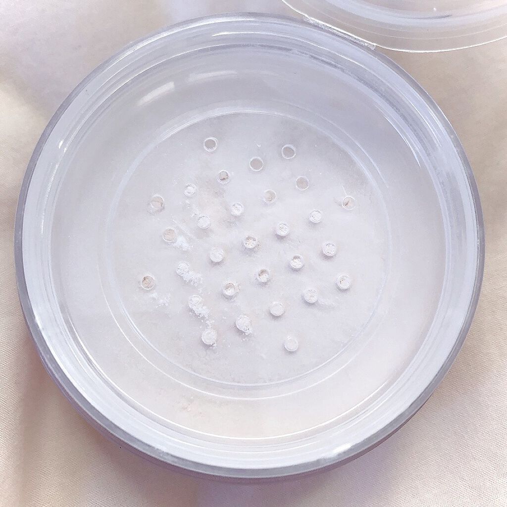 【ペリペラ×TETEUM】オイル キャプチャー クーリング パウダー/PERIPERA/ルースパウダーを使ったクチコミ（3枚目）