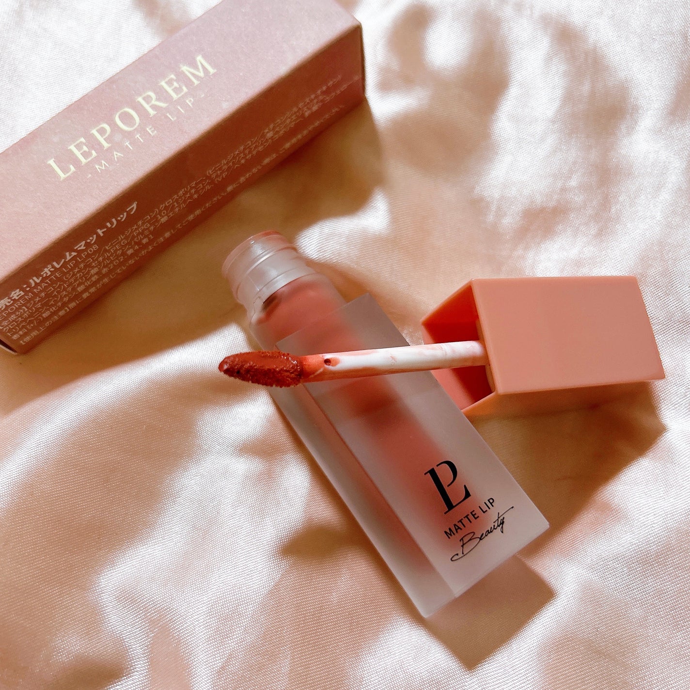 マットリップ/LEPOREM/口紅を使ったクチコミ(4枚目)