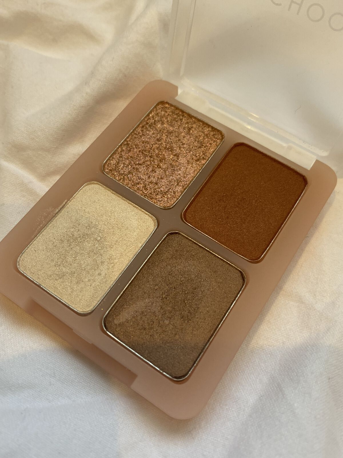  グラム アイ シャドウ オレンジブロッサム(ORANGE BLOSSOM)/U/CHOO/アイシャドウパレットを使ったクチコミ（1枚目）