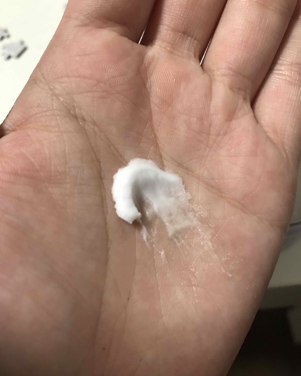 ディファイニング バーム/スティーブンノル ニューヨーク/ヘアバームを使ったクチコミ（2枚目）