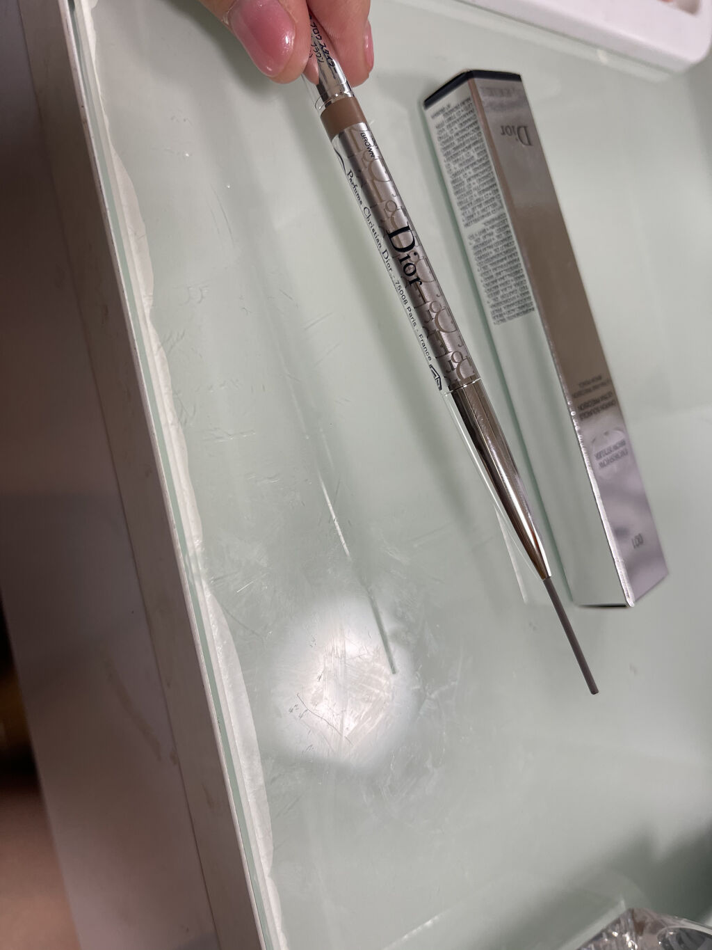 【旧】ディオールショウ ブロウ スタイラー 001 ユニバーサル ブラウン/Dior/アイブロウペンシルを使ったクチコミ（2枚目）