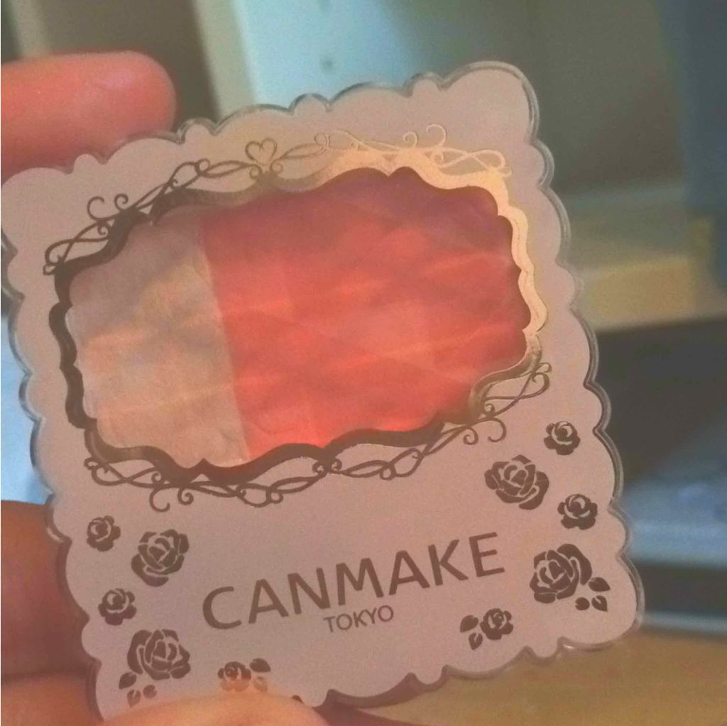 マット＆クリスタルチークス/キャンメイク/パウダーチークを使ったクチコミ（2枚目）