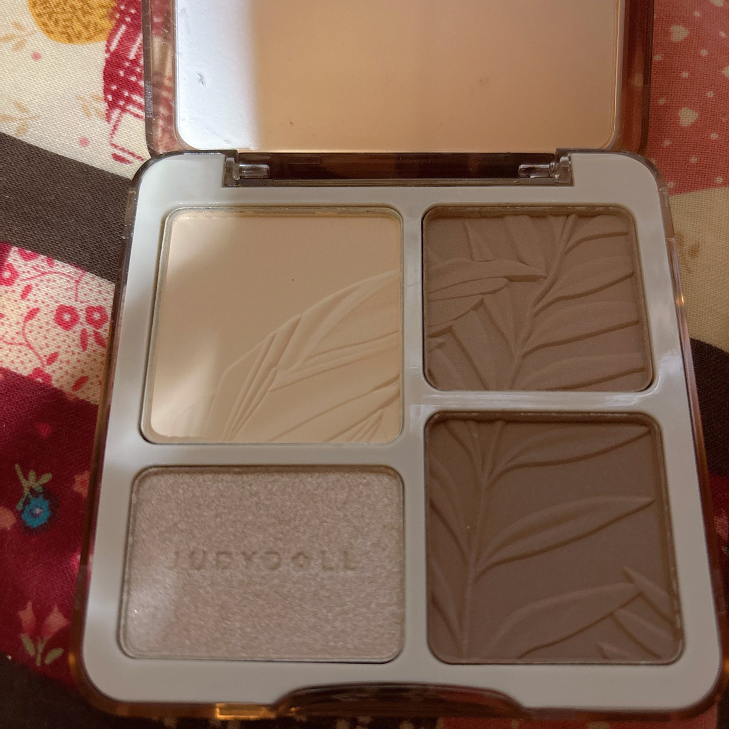 JUDYDOLL メリハリマスターパレット/JUDYDOLL/パウダーハイライトを使ったクチコミ(1枚目)