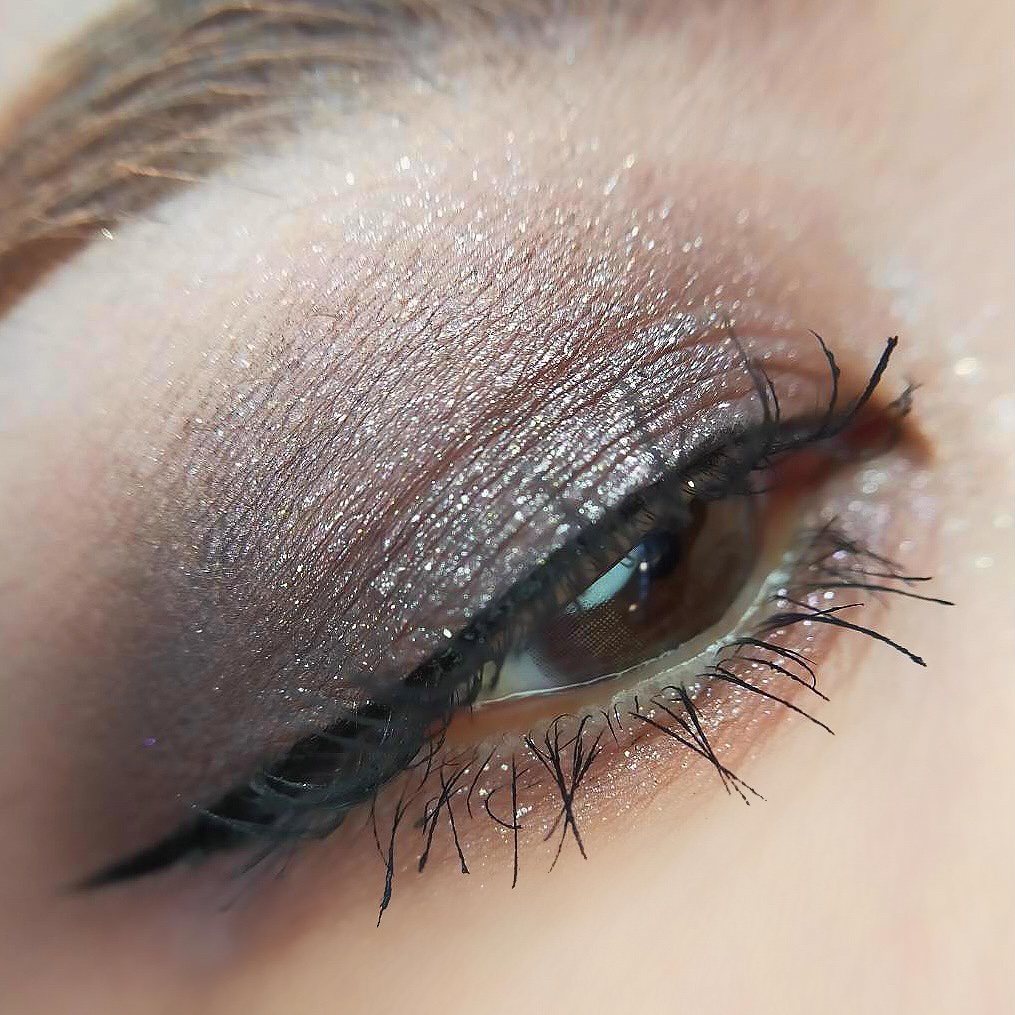 PRETTY GRUNGE/Huda Beauty/アイシャドウパレットを使ったクチコミ（2枚目）