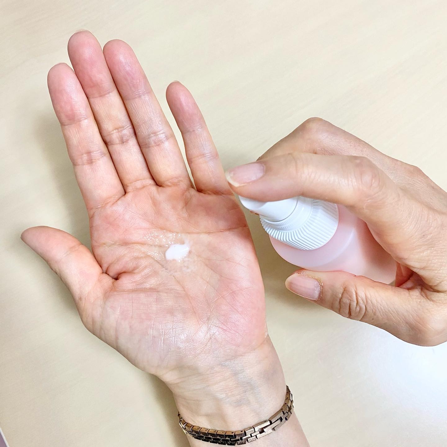 パフュームヘアパックインミスト Pink Breeze/Daleaf/アウトバストリートメントを使ったクチコミ（2枚目）