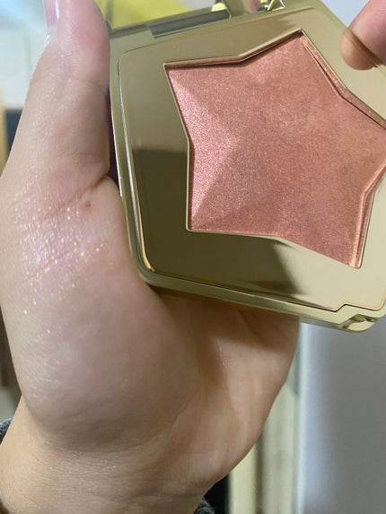 スターダストダイヤモンドハイライトパウダー/PERFECT DIARY/パウダーハイライトを使ったクチコミ(2枚目)