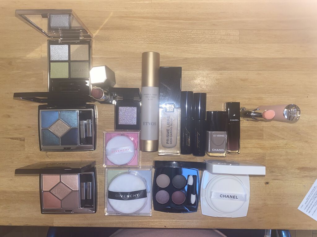 プリズム・リーブル・スキンケアリング・グロウ 2-N120/GIVENCHY/リキッドファンデーションを使ったクチコミ（3枚目）