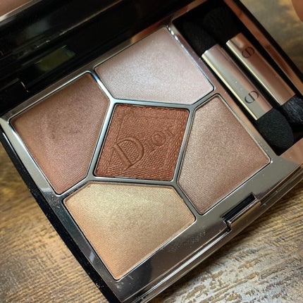 【旧】サンク クルール クチュール 022 クルーズ ルック(生産終了)/Dior/アイシャドウパレットを使ったクチコミ(2枚目)