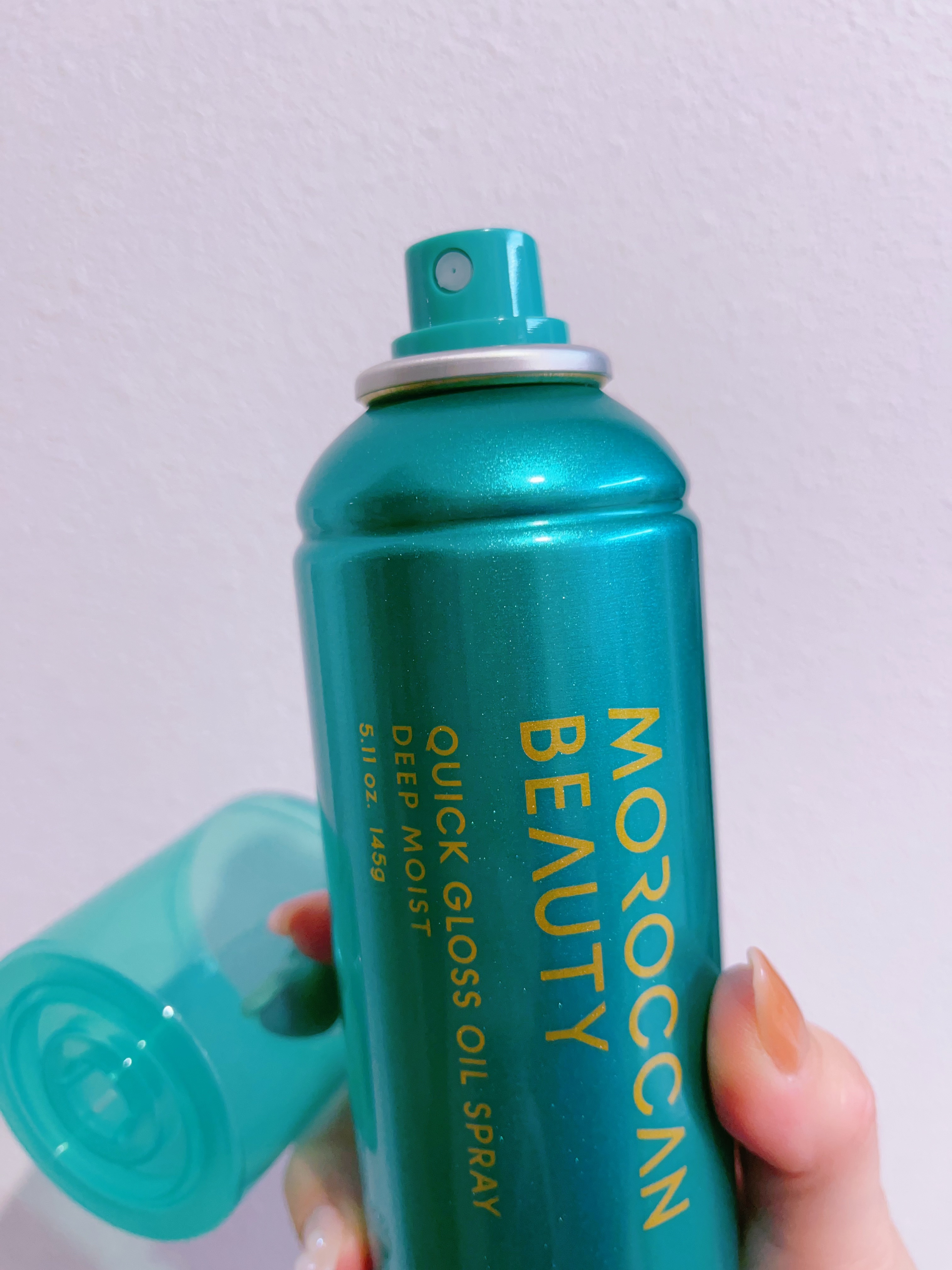 モロッカンビューティ ディープモイスト クイックグロス オイルスプレー/モロッカンビューティ/ヘアスプレーを使ったクチコミ（2枚目）