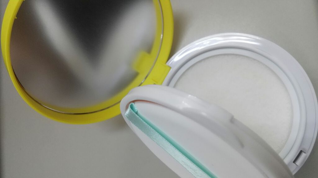 フジコあぶらとりウォーターパウダー/Fujiko/プレストパウダーを使ったクチコミ(4枚目)