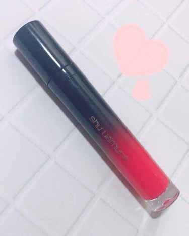 shu uemura✨ラック シュプリア
CR03


こちらに出会ってから毎日
お気に入りで使用しています✨


ティントではないけど
ティント並みに落ちないです◎


普通に食べたり飲んだりする
く