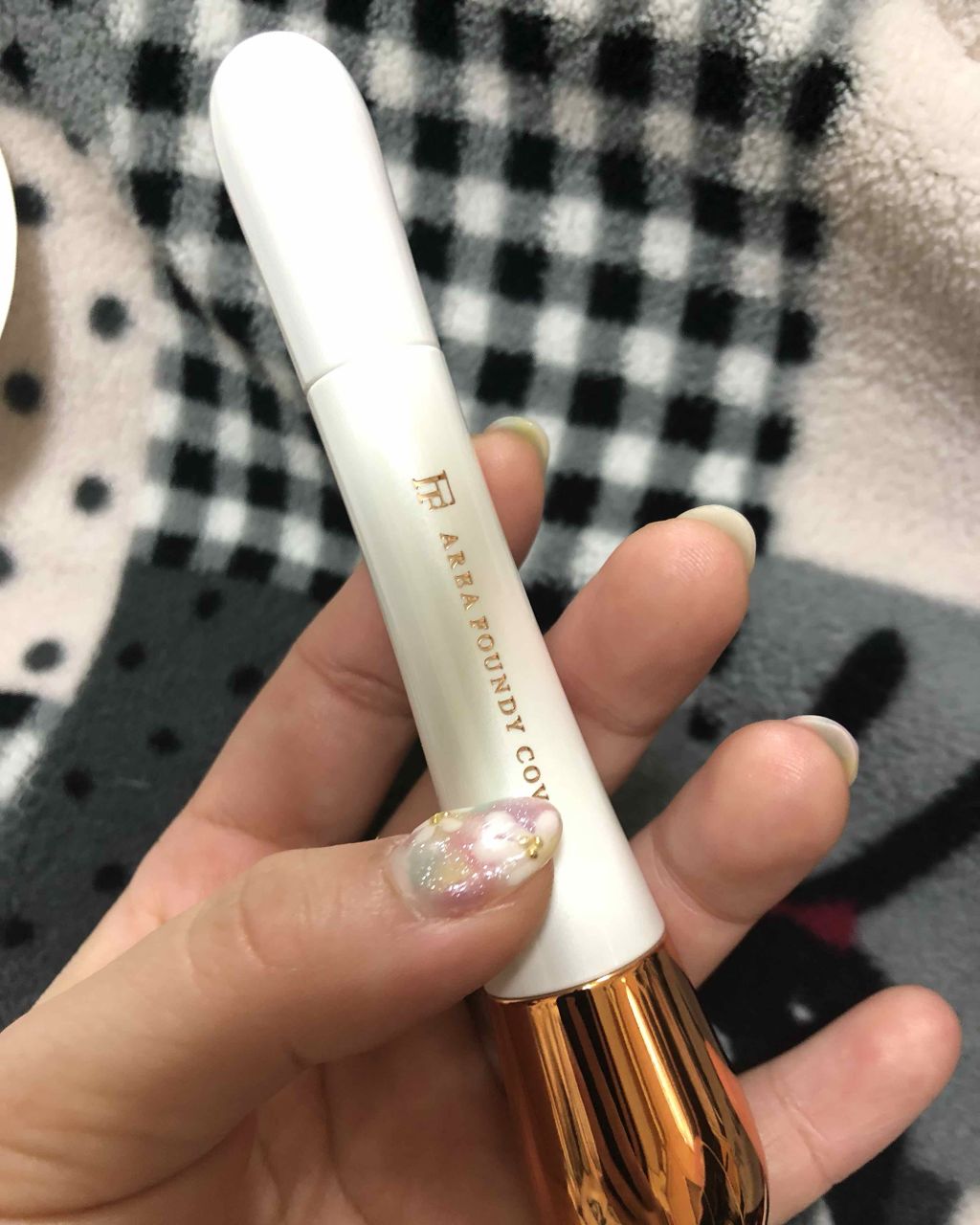 エリアファンディ/UZU BY FLOWFUSHI/リキッドコンシーラーを使ったクチコミ（2枚目）