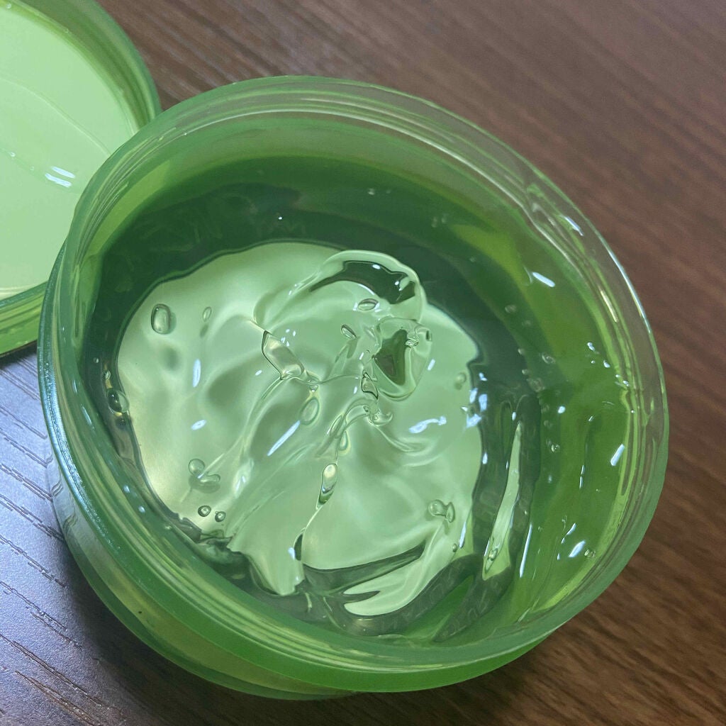 マイルド&モイスチャーアロエジェル/ネイチャーリパブリック/ボディローションを使ったクチコミ(3枚目)