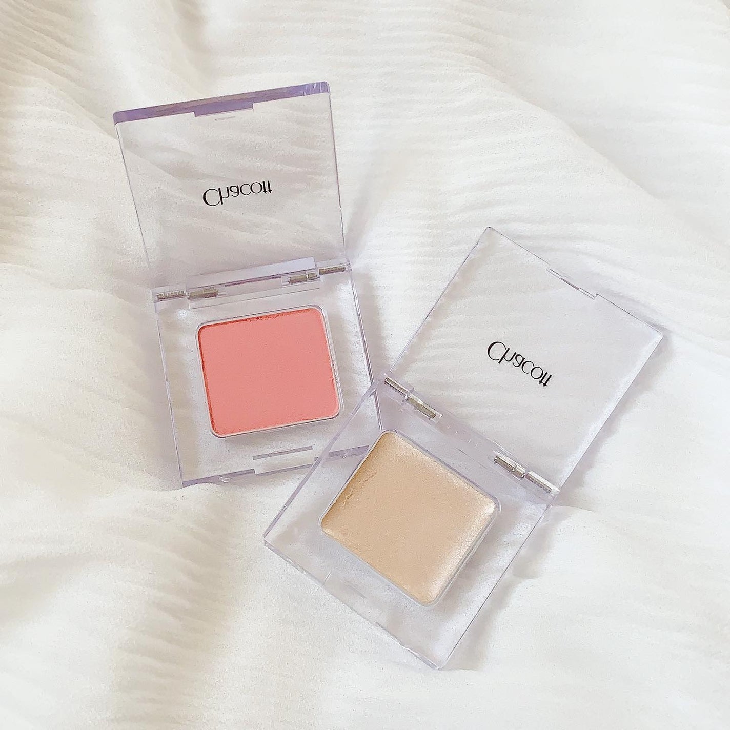 マルチカラーバリエーション マット/チャコット・コスメティクス/単色アイシャドウを使ったクチコミ(4枚目)