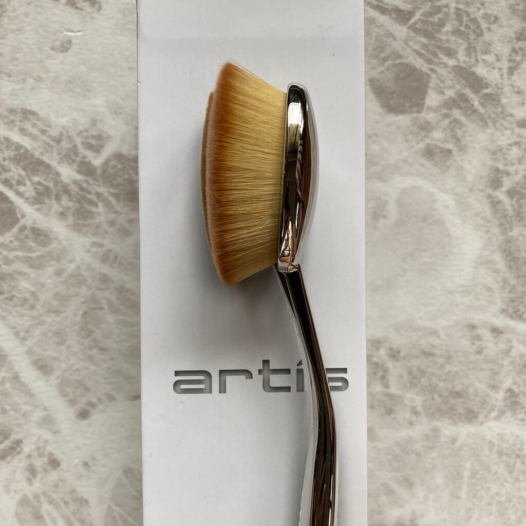 アーティスメイクアップブラシエリートオーバル7/アーティス/メイクブラシを使ったクチコミ(2枚目)