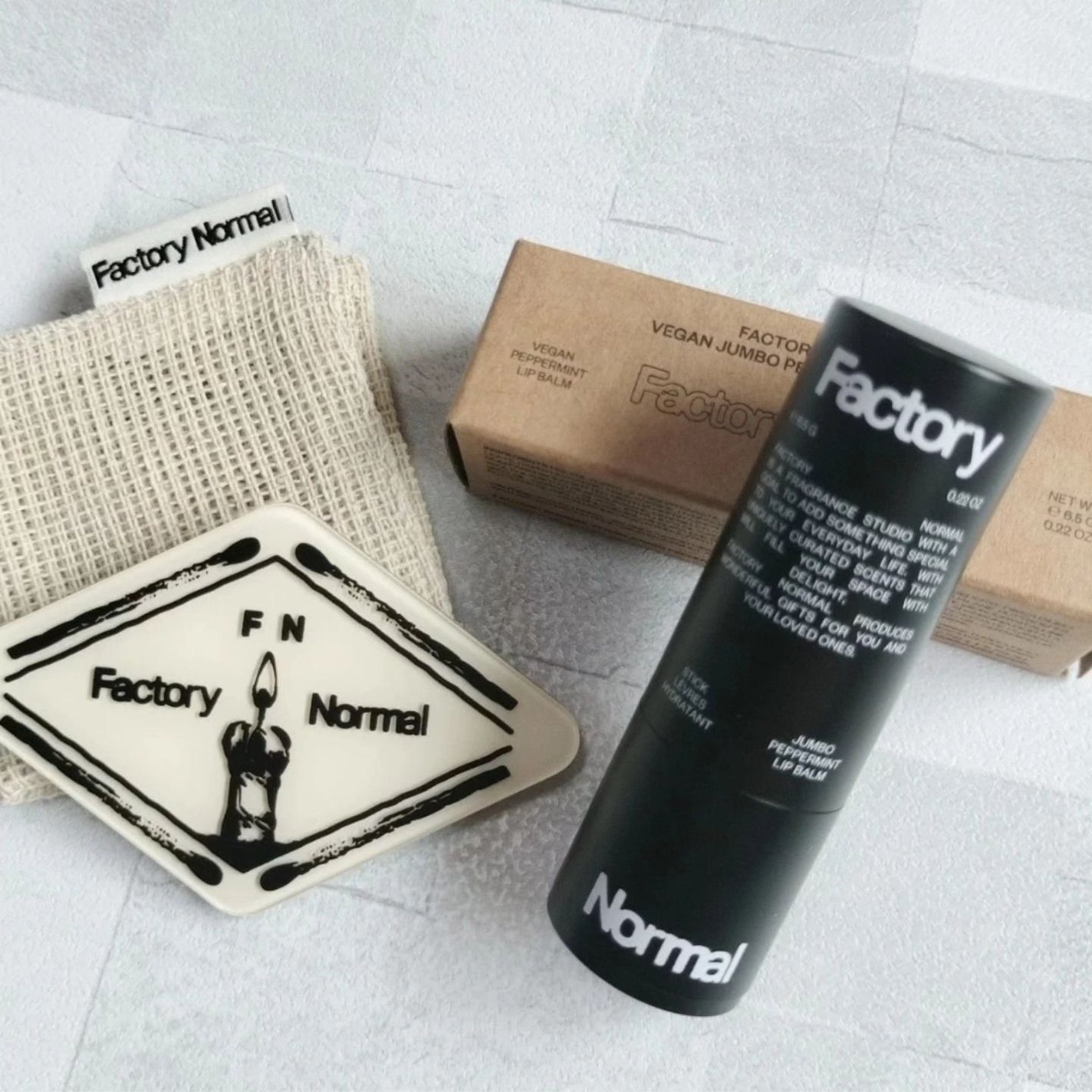 Vegan Jumbo Peppermint Lip Balm/Factory Normal/リップバームを使ったクチコミ(6枚目)